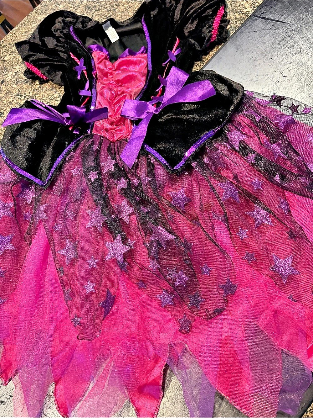 Girls' Pink & Black Costume Dress
Velvet and lace